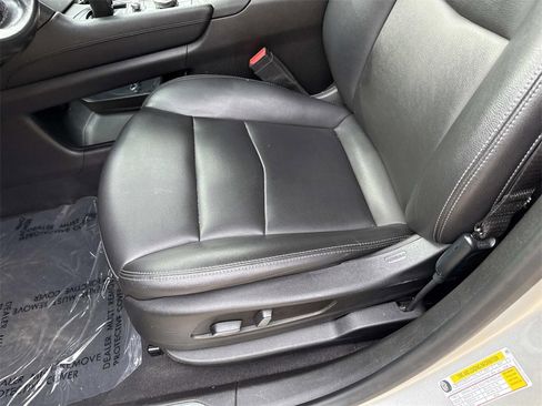 Used 2020 Cadillac XT5 Luxury image 17