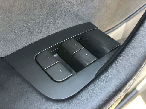 Used 2023 Tesla Model 3 Standard Range RWD image 31