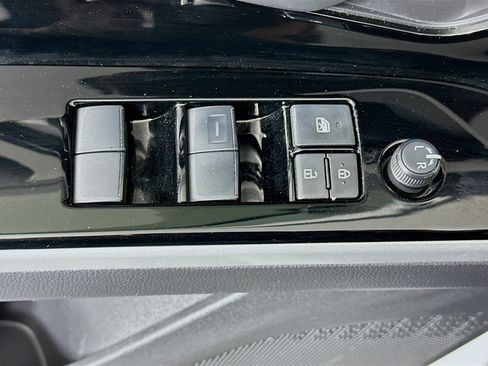 Used 2024 Toyota bZ4X XLE image 15