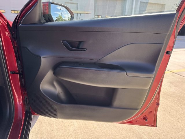 Used 2024 Hyundai Kona SEL FWD image 13