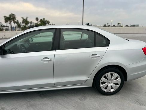 Used 2014 Volkswagen Jetta SE image 5