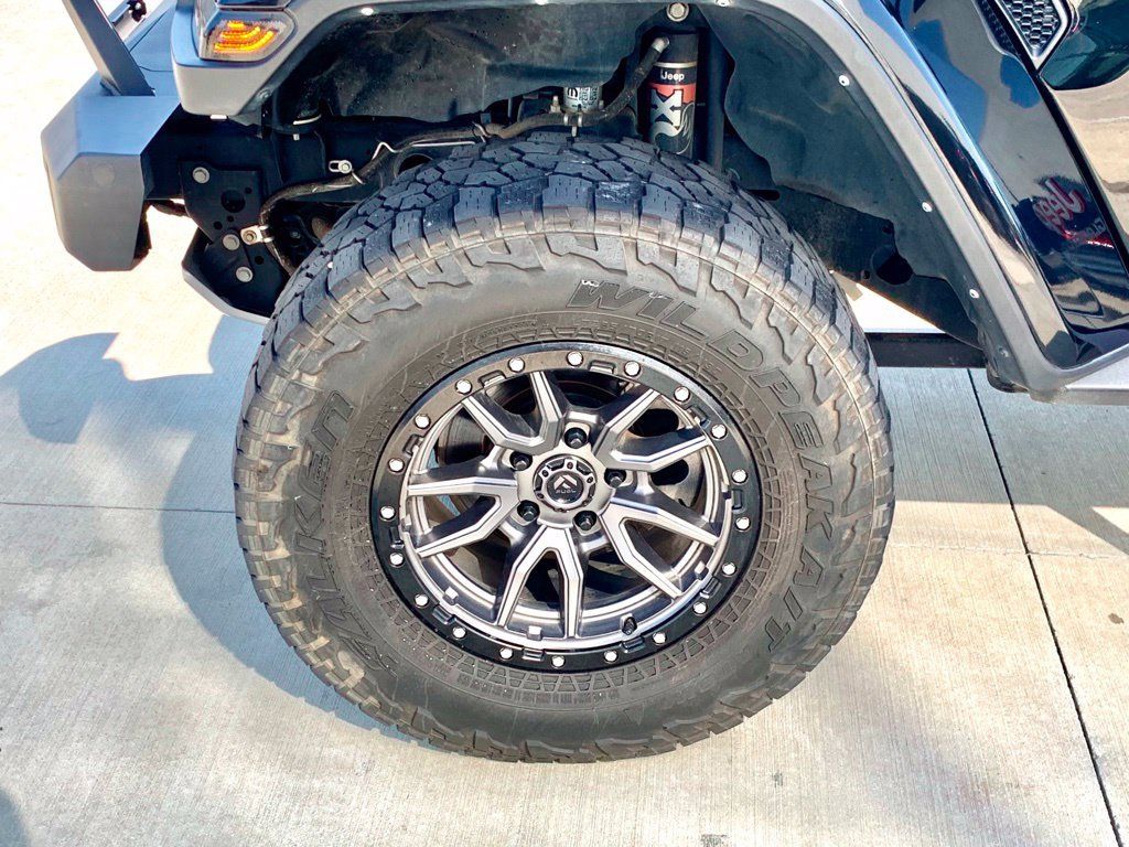 Used 2021 Jeep Gladiator Mojave AWD/4WD image 9