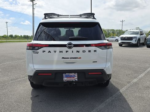 Used 2025 Nissan Pathfinder Rock Creek image 4