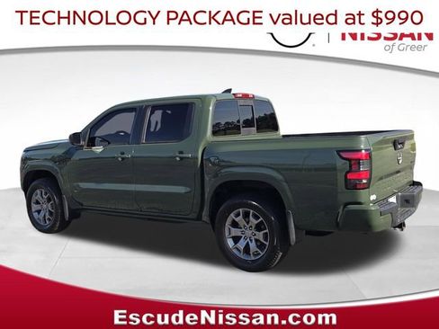 Certified 2022 Nissan Frontier SV w/ Technology Package AWD/4WD image 6