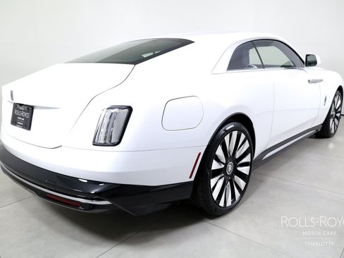 Used 2025 Rolls-Royce Spectre w/ Leather Finishing Pack AWD/4WD image 2