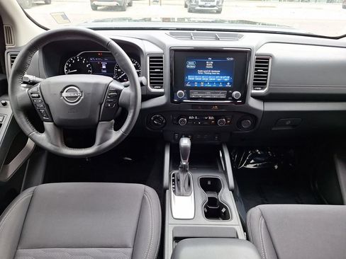 Used 2023 Nissan Frontier SV w/ SV Convenience Package AWD/4WD image 13