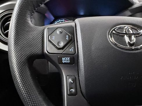 Used 2022 Toyota Tacoma TRD Sport w/ TRD Premium Sport Package AWD/4WD image 24