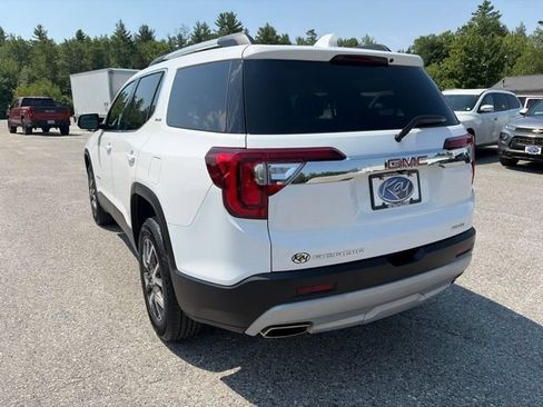 Used 2023 GMC Acadia SLE w/ Driver Convenience Package AWD/4WD image 4