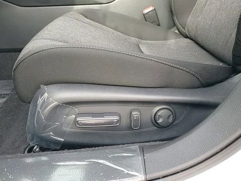 New 2025 Honda Accord SE image 14