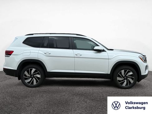 New 2026 Volkswagen Atlas SE image 6