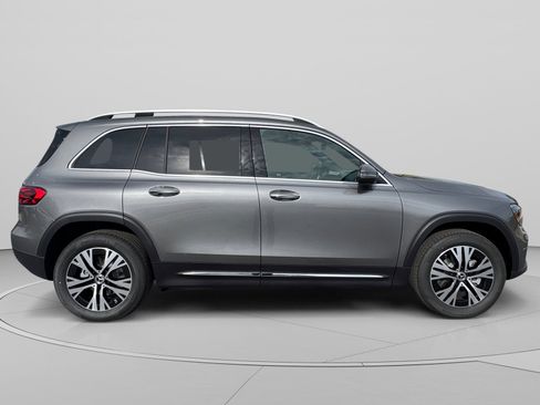 New 2026 Mercedes-Benz GLB 250 4MATIC image 6