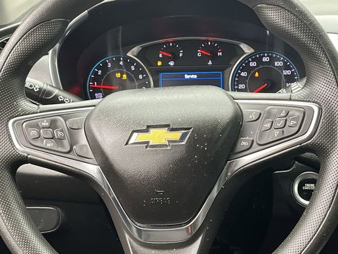 Used 2019 Chevrolet Equinox LT image 13