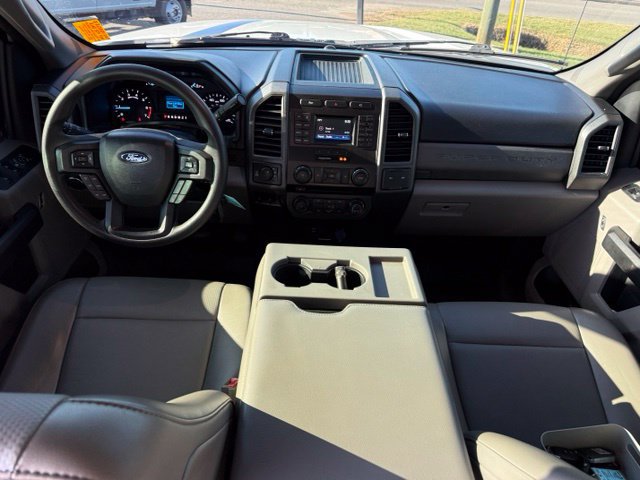 Used 2018 Ford F250 XL w/ Power Equipment Group AWD/4WD image 11