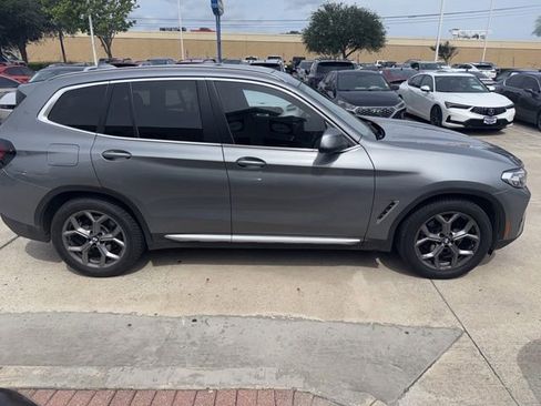 Used 2024 BMW X3 xDrive30i w/ Premium Package w/ZPA AWD/4WD image 4