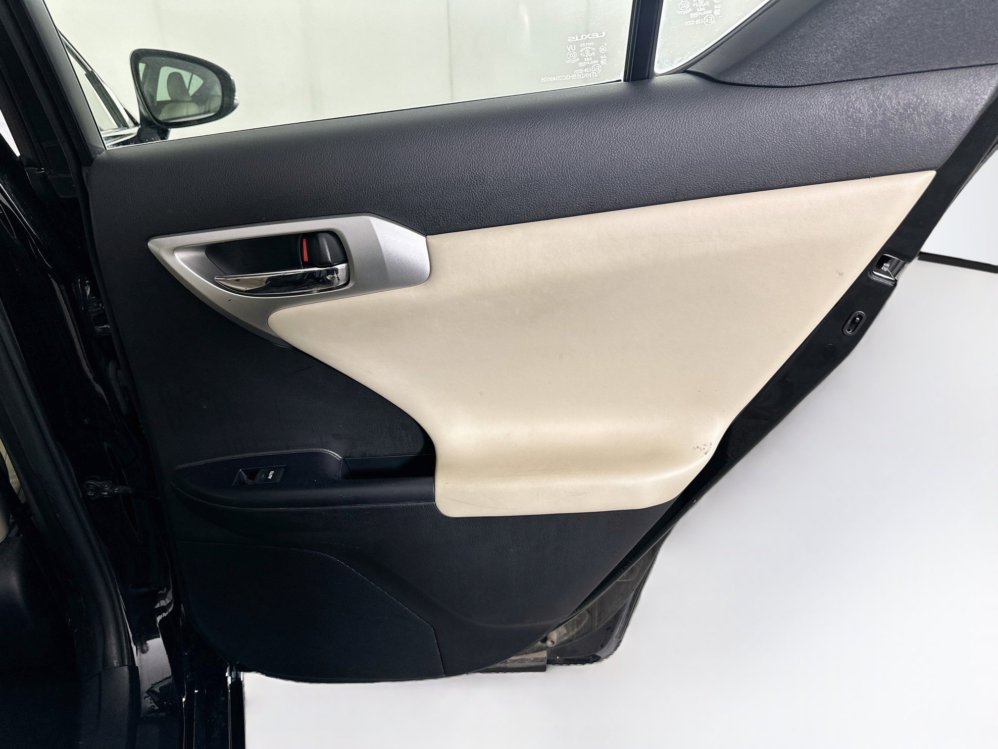 Used 2012 Lexus CT 200h Premium w/ Premium Audio Pkg FWD image 30