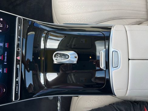 Used 2023 Mercedes-Benz S 500 4MATIC image 55