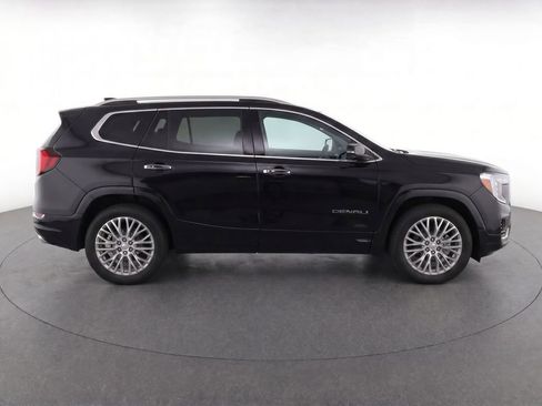 Used 2024 GMC Acadia Denali w/ Super Cruise Package FWD image 8