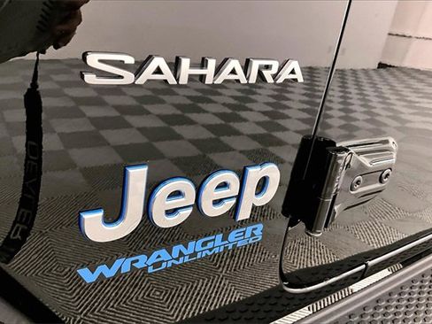 Used 2022 Jeep Wrangler Unlimited Sahara 4xe w/ Cold Weather Group image 30