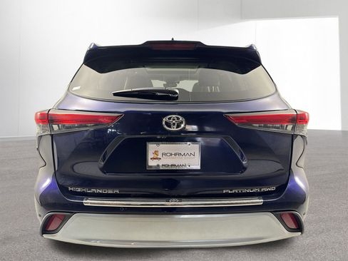 Used 2023 Toyota Highlander Platinum AWD/4WD image 34