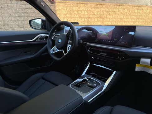 New 2026 BMW 430i xDrive w/ M Sport Package image 9