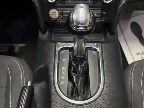 Used 2015 Ford Mustang GT image 31