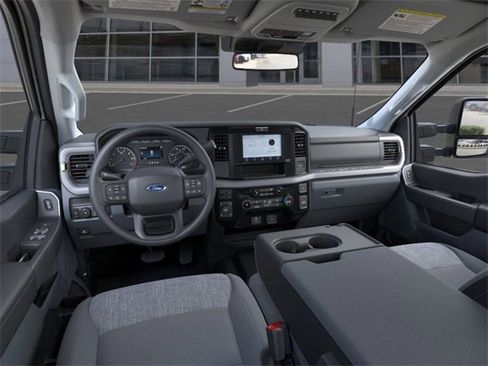 New 2026 Ford F250 XLT image 9