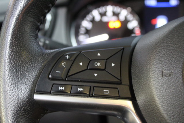 Used 2020 Nissan Rogue S AWD/4WD image 15