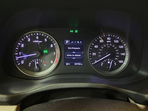 Used 2017 Hyundai Tucson SE image 23