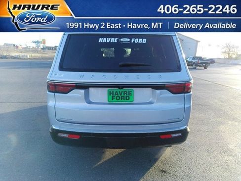 Used 2022 Jeep Wagoneer Series I image 3