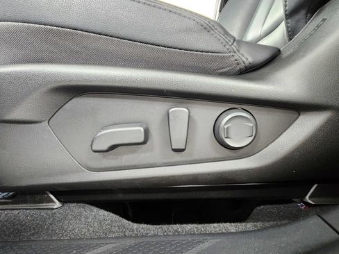 Used 2026 Subaru Outback Premium AWD/4WD image 13