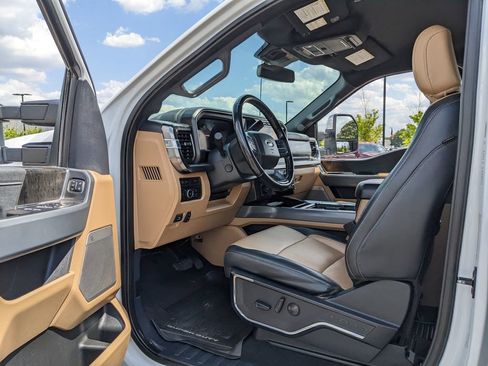 Used 2023 Ford F250 Lariat w/ Chrome Package AWD/4WD image 42