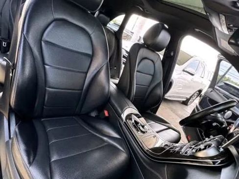 Used 2018 Mercedes-Benz GLC 300 4MATIC image 22