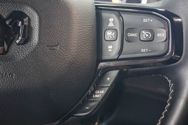 Used 2025 RAM 2500 Limited AWD/4WD image 22