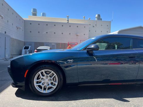 New 2025 Dodge Charger Daytona R/T w/ Quick Order Package 25M R/T AWD/4WD image 9