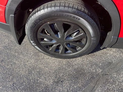 Used 2017 Toyota RAV4 LE w/ All Weather Liner Package image 21