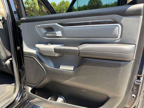 Used 2020 RAM 1500 Big Horn AWD/4WD image 35