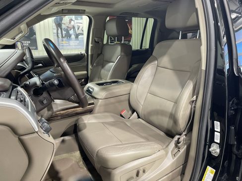 Used 2015 GMC Yukon XL SLT w/ Open Road Package AWD/4WD image 21