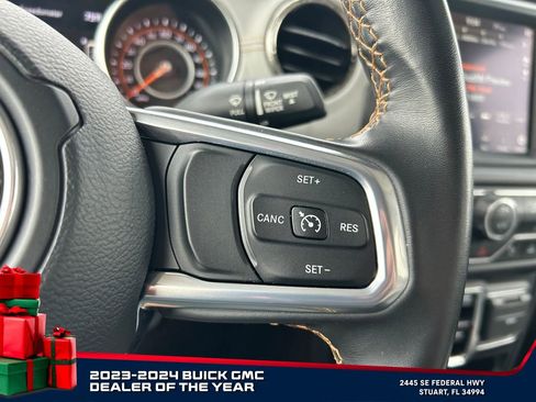 Used 2021 Jeep Gladiator Overland image 19