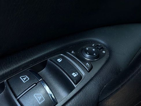 Used 2024 Nissan Armada SL RWD image 26