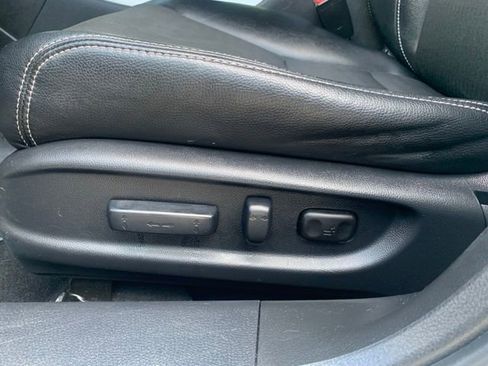 Used 2017 Honda Accord Sport image 11