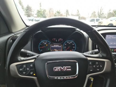 Used 2019 GMC Canyon Denali AWD/4WD image 16