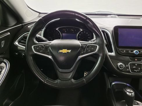 Used 2016 Chevrolet Malibu LT image 5