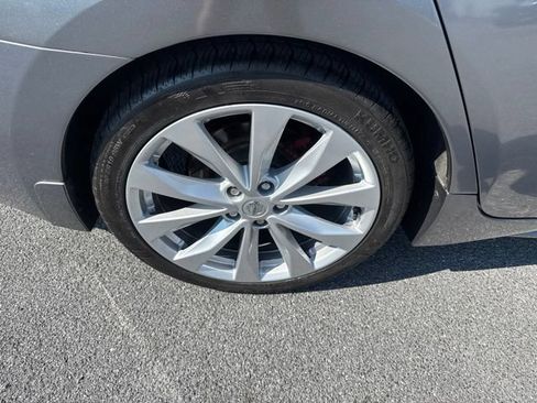 Used 2016 Nissan Maxima SR FWD image 9