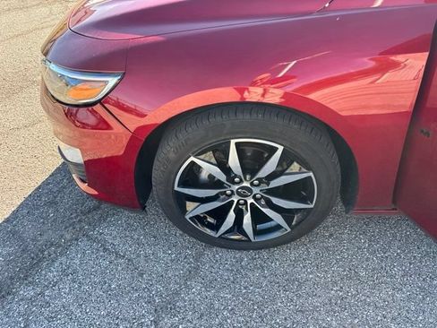 Used 2023 Chevrolet Malibu RS w/ LPO, Floor Liner Package FWD image 5