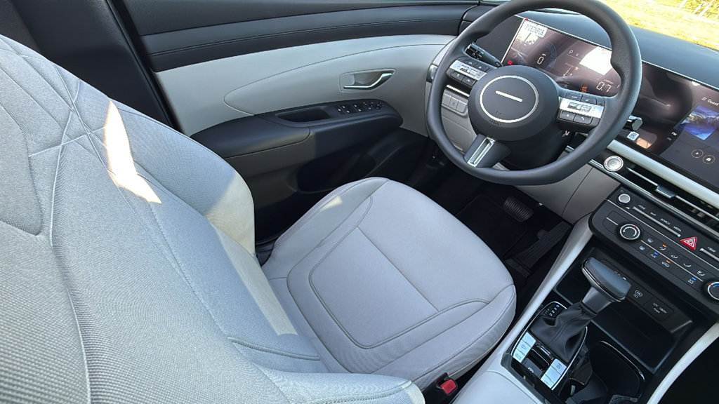 New 2026 Hyundai Tucson SE FWD image 14
