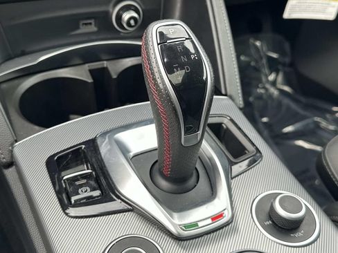 Used 2024 Alfa Romeo Stelvio AWD image 23