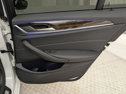 Certified 2023 BMW 530i w/ Convenience Package image 32