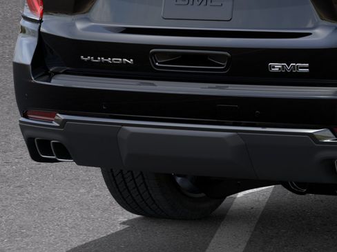 New 2026 GMC Yukon XL Denali Ultimate w/ LPO, Floor Liner Package AWD/4WD image 7