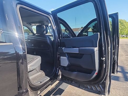 Certified 2023 Ford F250 Lariat w/ Lariat Ultimate Package AWD/4WD image 13