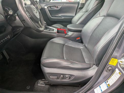 Certified 2022 Toyota RAV4 TRD Off-Road image 11